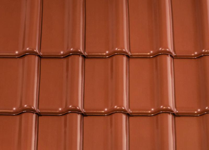 Gallery Image of TITANIA