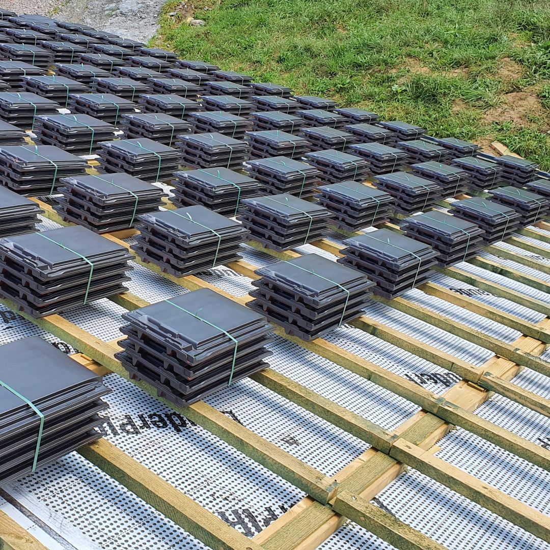 Montaż pokryć dachowych z: blachodachówki, blachy trapezowej, dachówki betonowej i ceramicznej